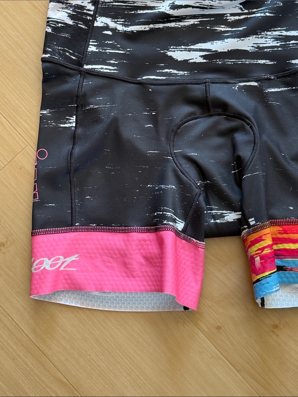 ZOOT LTD CYCLE 7" ISHORTS VIBRANT MULTI COLOR HIGH PERFORMANCE INDOOR OUTDOOR LG - Picture 3 of 12